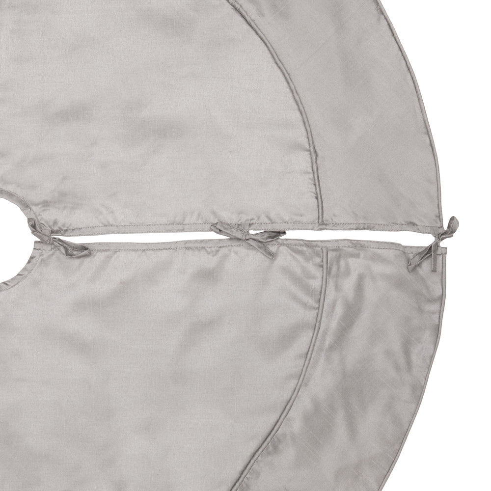 Vickerman 54" Silver Colorway Christmas Tree skirt