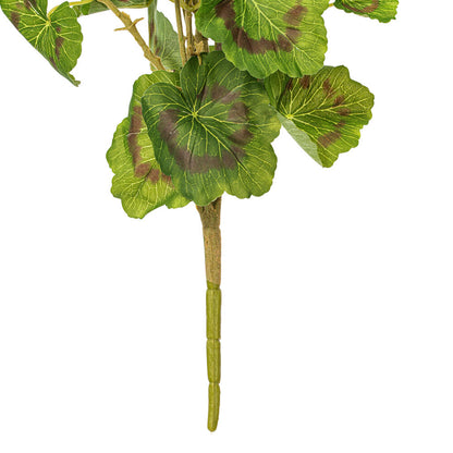 Vickerman 18" Artificial White Geranium Bush 4 per Pack.