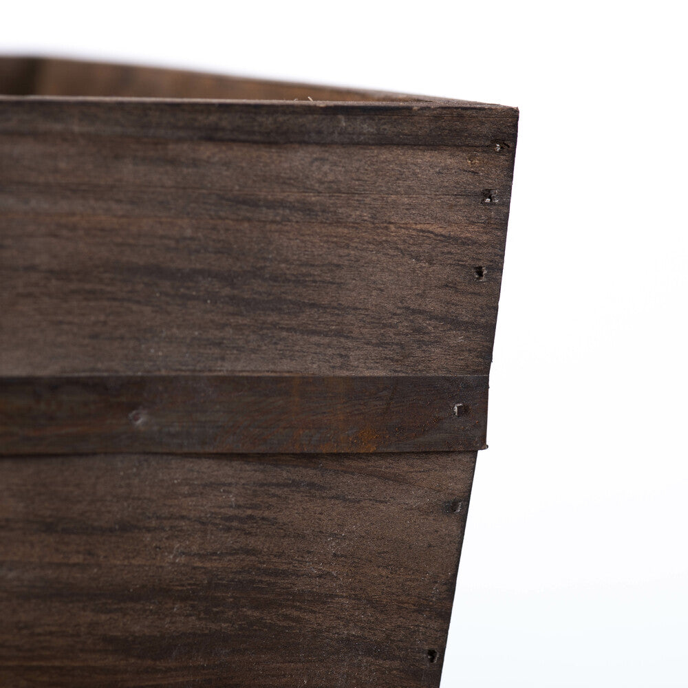 Vickerman 4"-6"-7"-8" Wooden Box Set. This set includes four wooden boxes that measure; large: 8.75" L x 7.5" W x 8.75" H medium: 7.3" L x 6.3" W x 7.5" H small: 6" L x 5" W x 6.75"H extra small: 4" L x 3.5" W x 4.7" H.  - 95% Wood Barrel 5%Metal