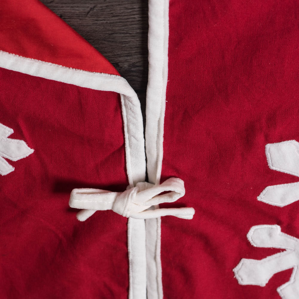 Vickerman Decorative 60" Felt Flakes Collection Christmas Tree Skirt