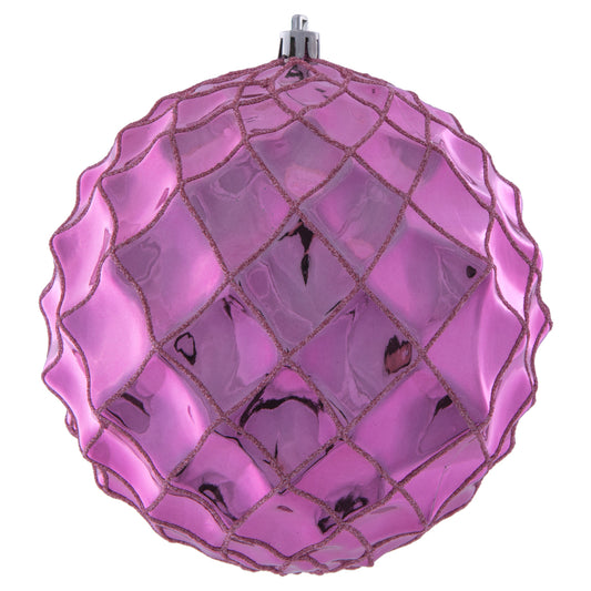 Vickerman 6" Mauve Shiny Form Ball Drilled Wired 4/Bag. Add texture and shimmer to your holiday decorating projects with this geometric shaped ball. It features glitter accents along the edges of the geometric pattern. This ornament contains a drilled cap