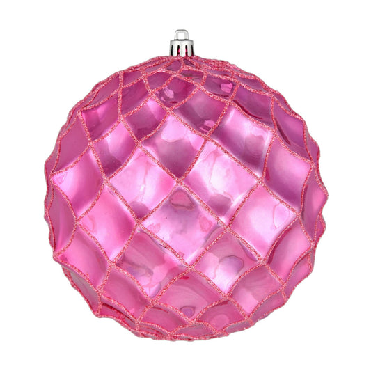 Vickerman 4" Mauve Shiny Form Ball Drilled Wired 6/Bag. Add texture and shimmer to your holiday decorating projects with this geometric shaped ball. It features glitter accents along the edges of the geometric pattern. This ornament contains a drilled cap