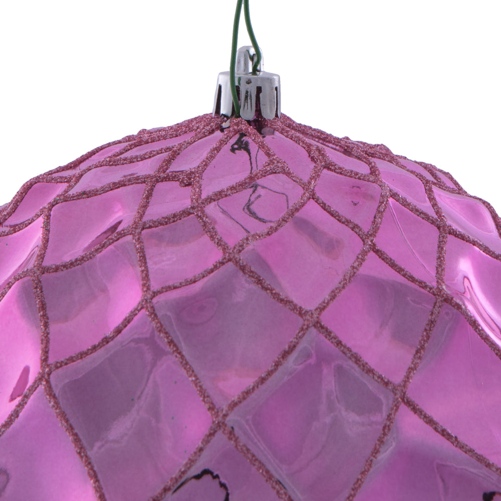 Vickerman 6" Mauve Shiny Form Ball Drilled Wired 4/Bag. Add texture and shimmer to your holiday decorating projects with this geometric shaped ball. It features glitter accents along the edges of the geometric pattern. This ornament contains a drilled cap