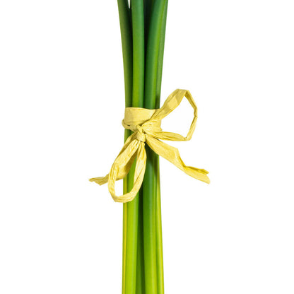 Vickerman 14'' Artificial White Calla Lily. Eight stems per pack.
