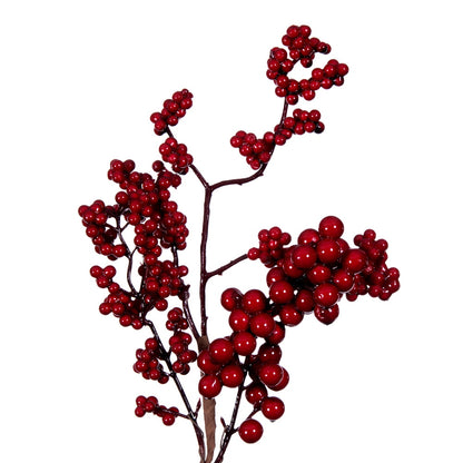 Vickerman 5' Artificial Red Outdoor Weather Resistant Berry Christmas Garland Unlit