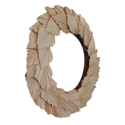 Vickerman Natural Botanicals 24" Bleached Palm Spear Wreath. This wreath measures 24 inches in diameter. It features bleached palm spear leaves on a coco fiber base. This is a dried and preserved natural product.