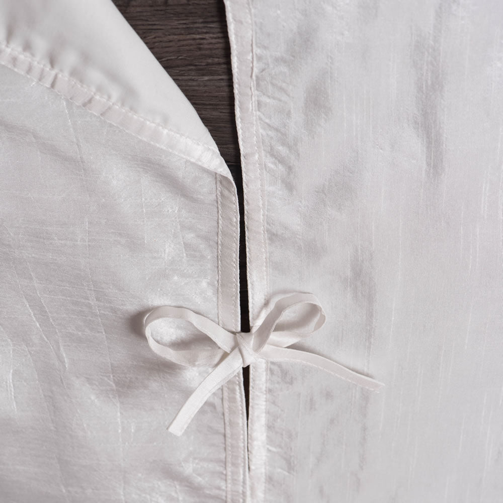 Vickerman Decorative 60" Pointed Beaded Tree Skirt