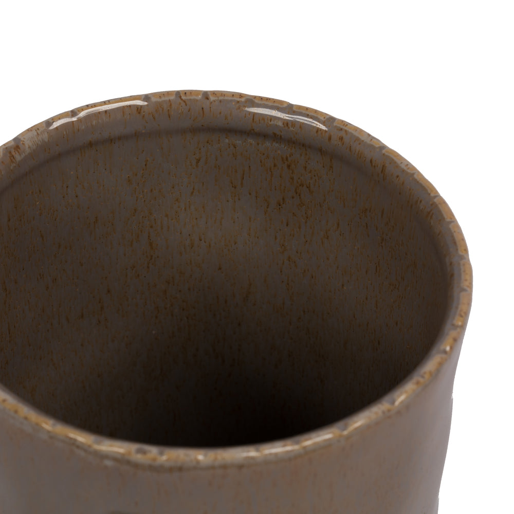 Vickerman 11.25" Pine Green Ceramic Pot. This simple pot ties in with any modern decor. Let this pot stand on its own or pair with a faux floral for a finished look. This pot meausures 11.25 inches tall and 4.5 inches wide.  100% CERAMIC