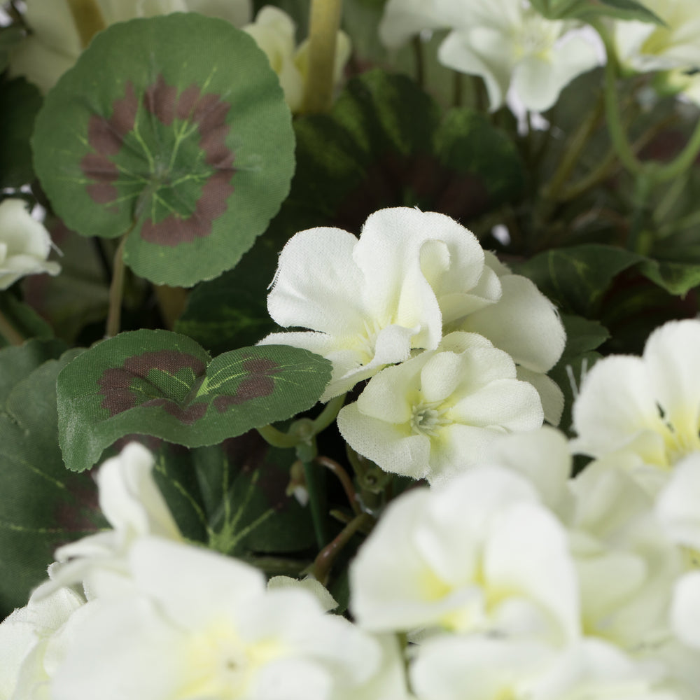Vickerman Artificial 20" White Geranium Bush 4 per Pack.