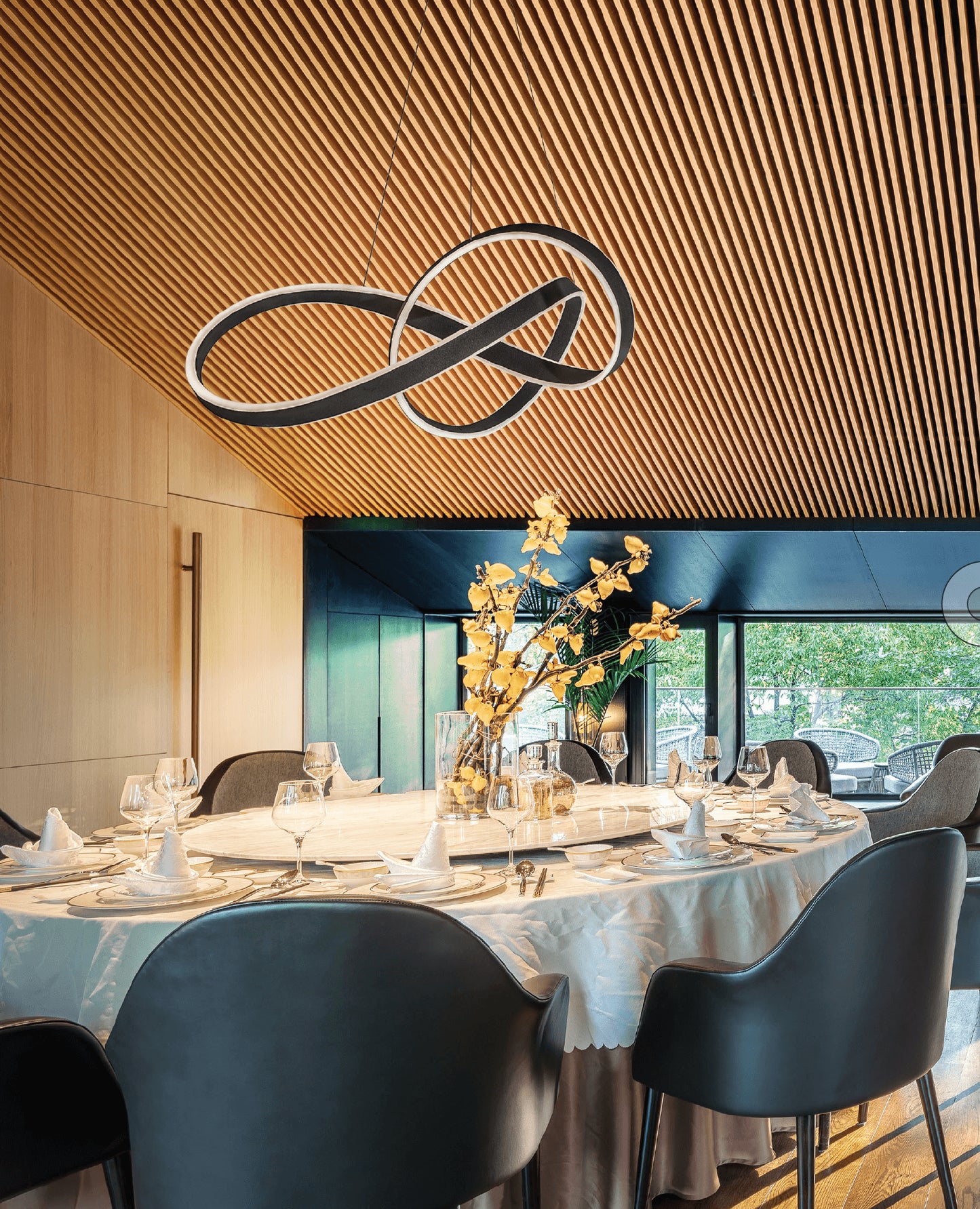 DALS Lighting Twirl 28" 3000K and 5CCT Selectable LED Ribbon Pendant