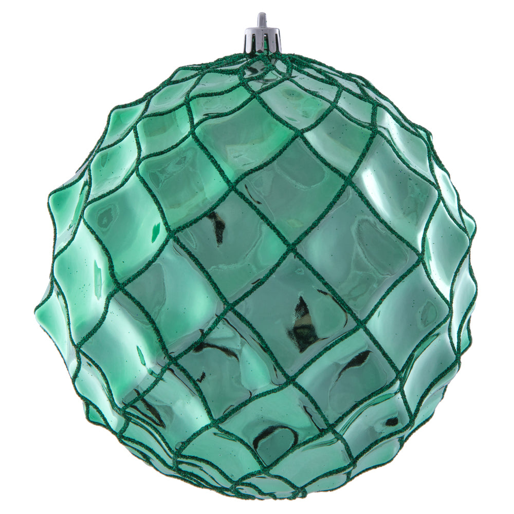 Vickerman 6" Seafoam Green Shiny Form Ball Drilled Wired 4/Bag. Add texture and shimmer to your holiday decorating projects with this geometric shaped ball. It features glitter accents along the edges of the geometric pattern. This ornament contains a dri