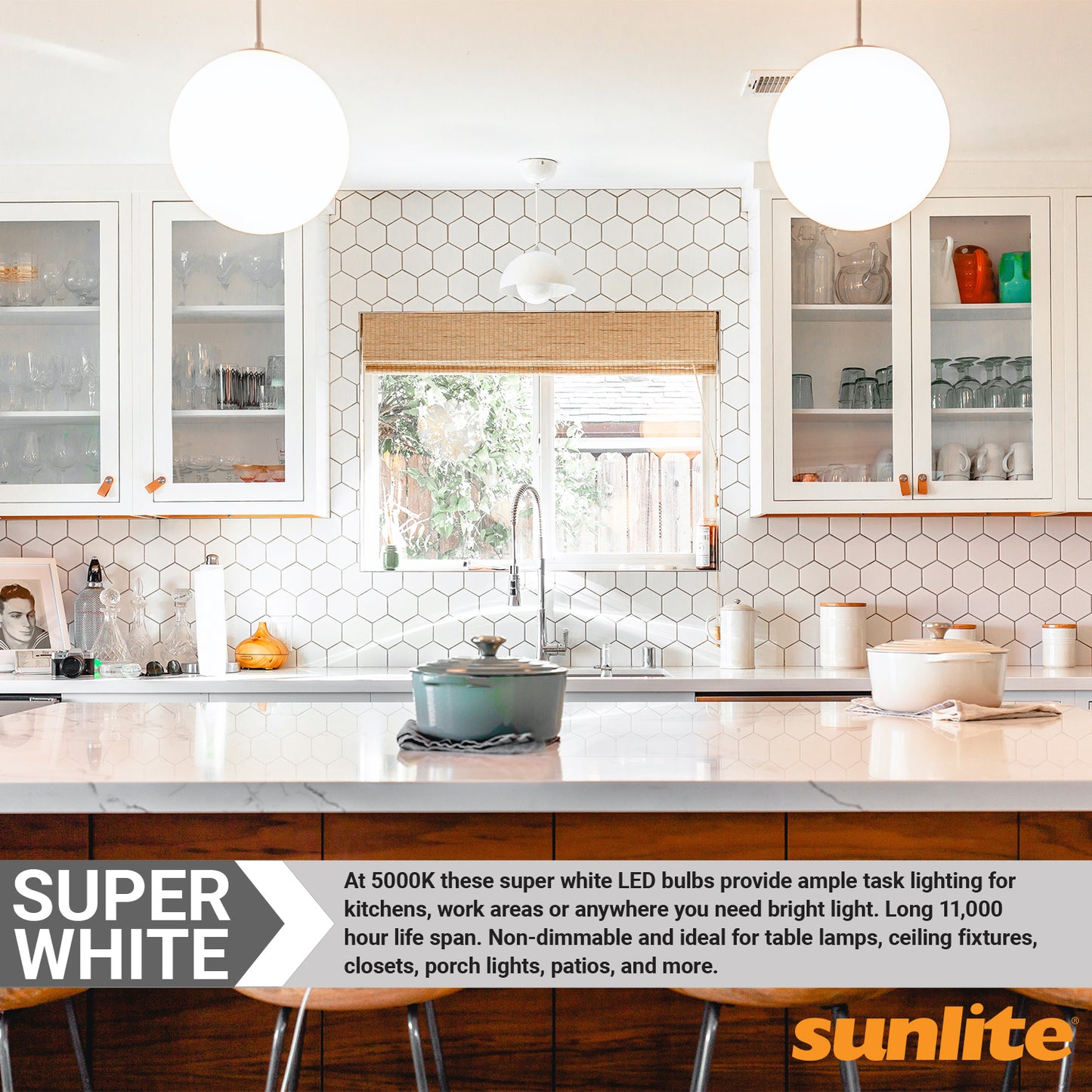 3 Pack Sunlite A19 LED Bulbs, 9 Watt (60 Watt Equivalent), 800 Lumens, Medium (E26) Base, 5000K Super White, UL Listed